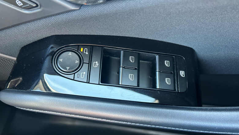 Mazda Cx-30 2.0 e-Skyactiv G MHEV Sport Lux 5dr Auto Petrol Hatchback